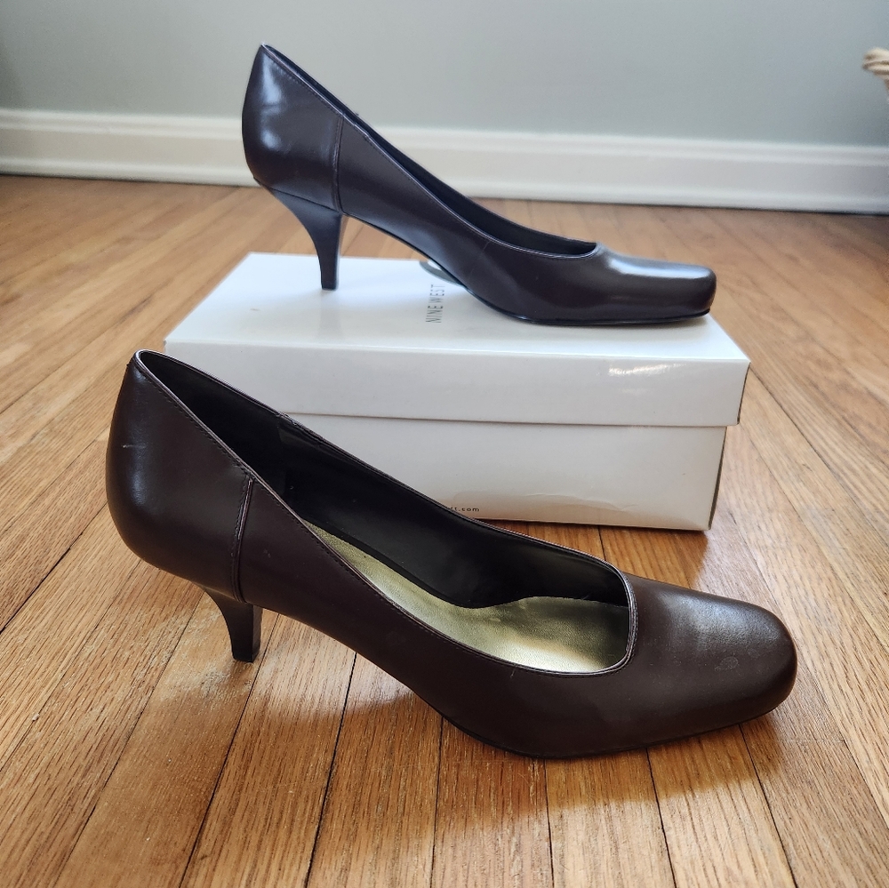 NIB Nine West heels size 10